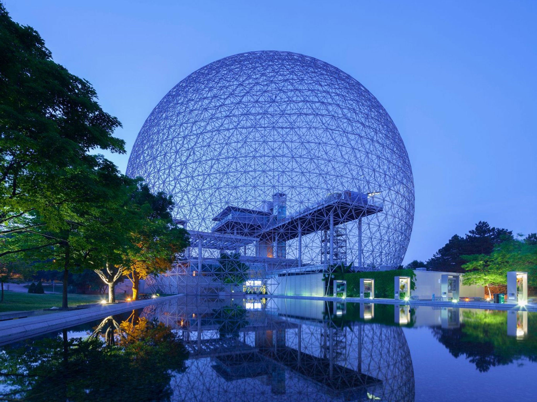 Montreal parc jean drapeau